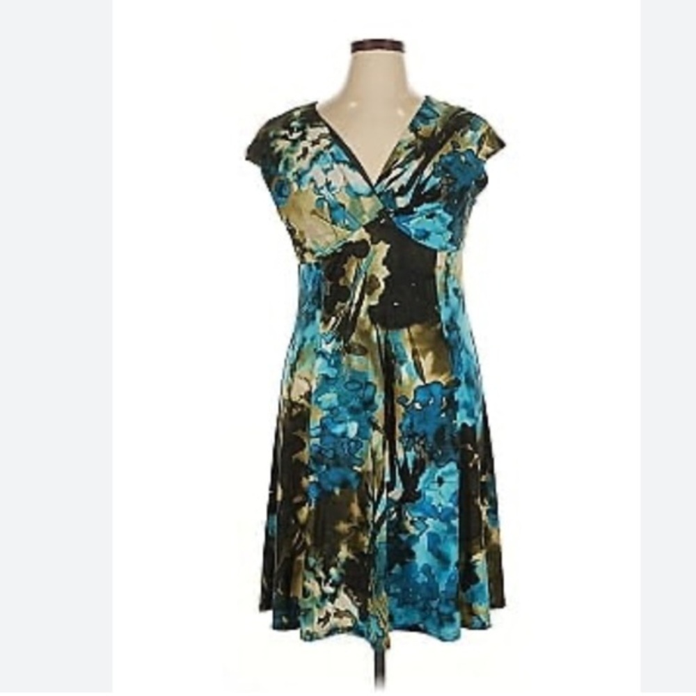 Jones Wear Dress